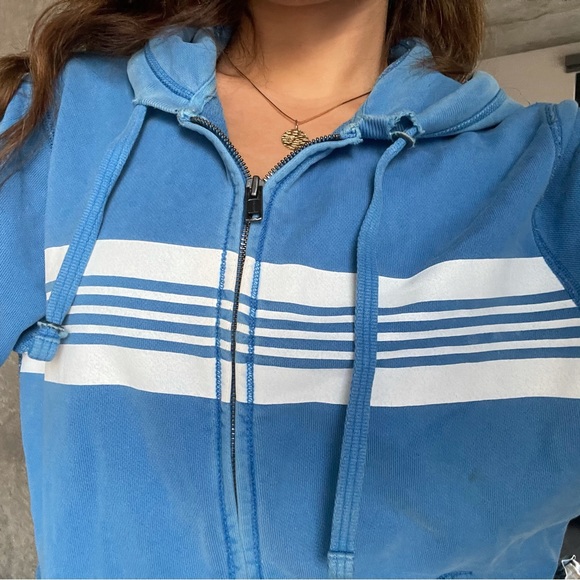 Vintage GAP zip-up - Picture 2 of 3